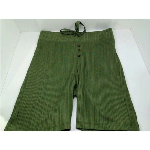 Kikit Girls F4GE Shorts, Kelly Green, Size Large - Picture 2 of 2